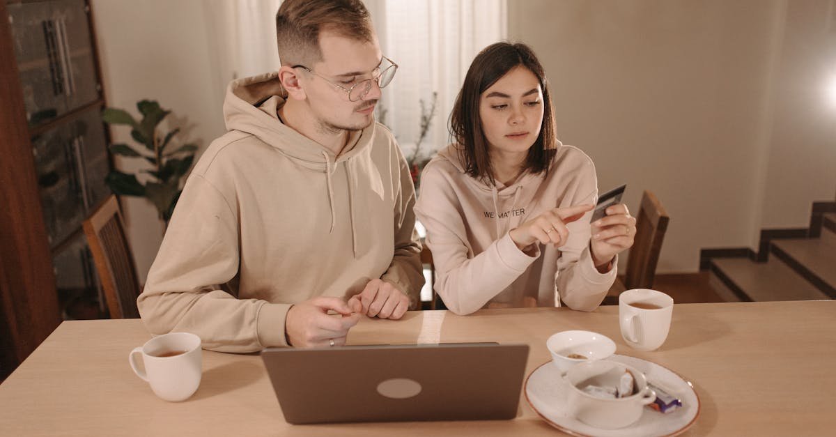 Masz prawo zmienić zdanie: zwroty zakupów online – ile masz czasu i jak zrobić to bez stresu