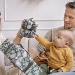 Od serca dla maluszka i mamy: praktyczne i piękne prezenty na dobry start